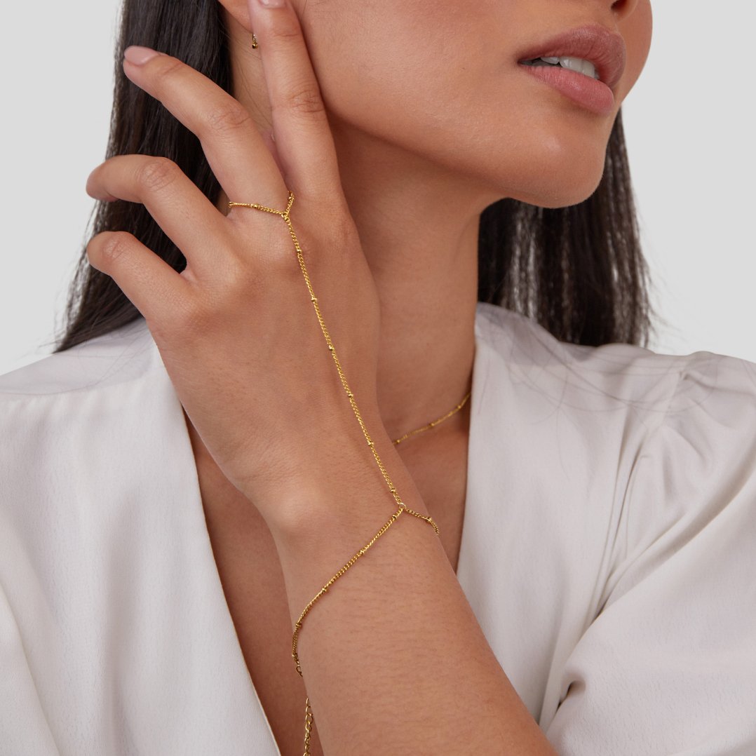 Pulsera de mano elegante