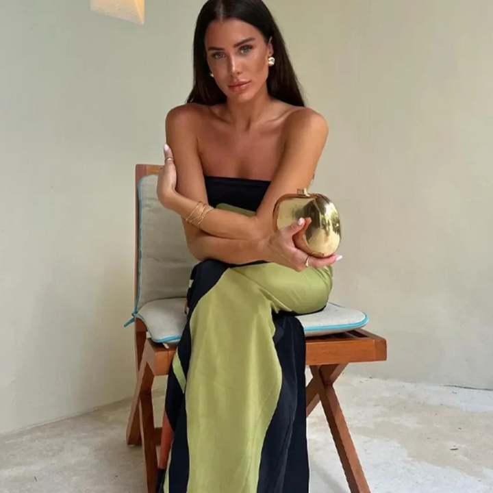 Paula - Vestido elegante con escote