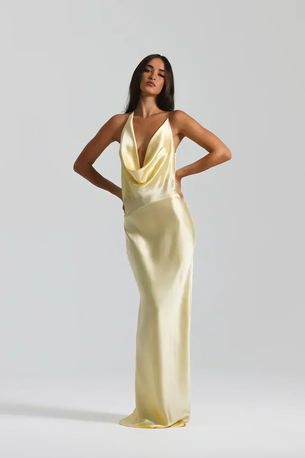 Karolína – Maxi Vestido Elegante Mujer