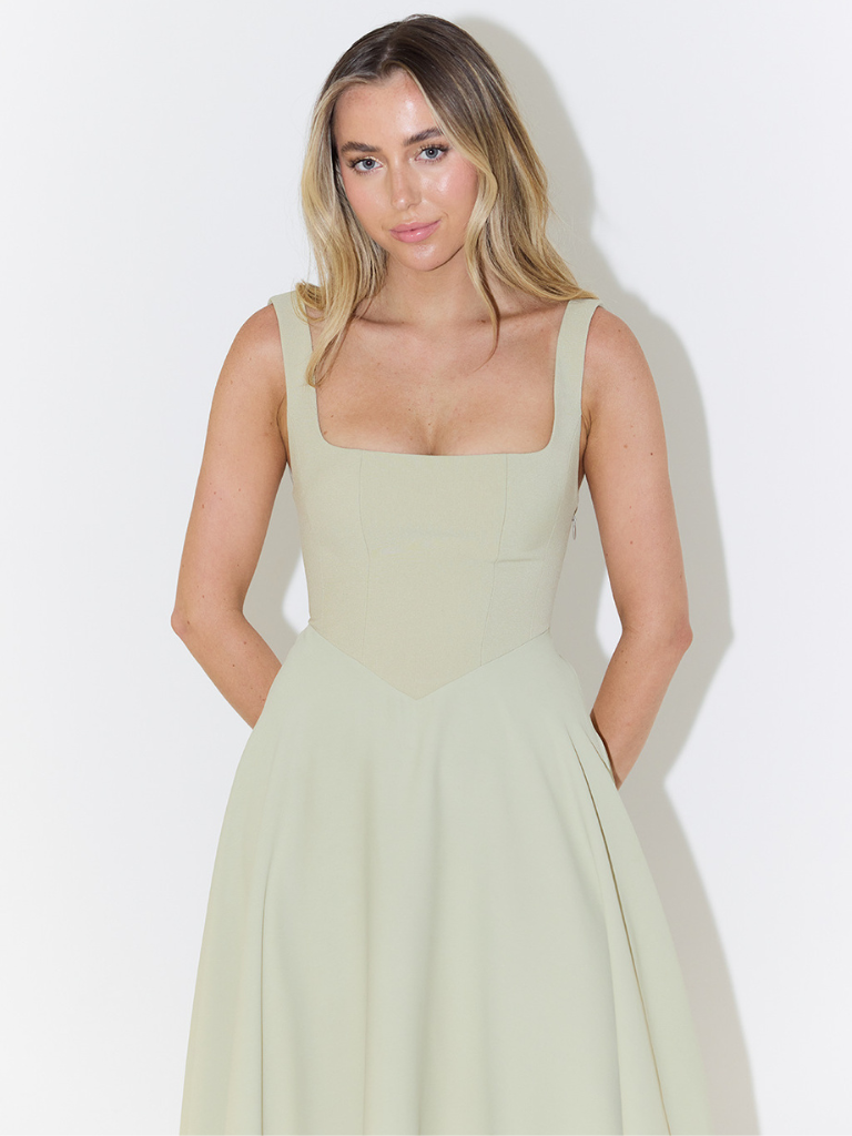 Valeria | Elegancia y Estilo para cada ocasión