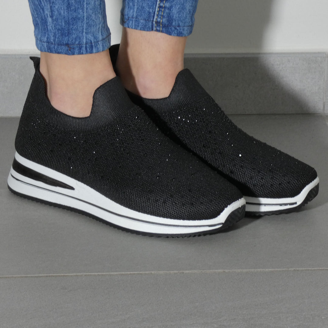 Silvia - Zapatilla Deportiva con Strass