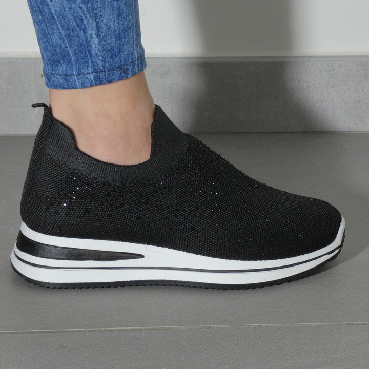 Silvia - Zapatilla Deportiva con Strass