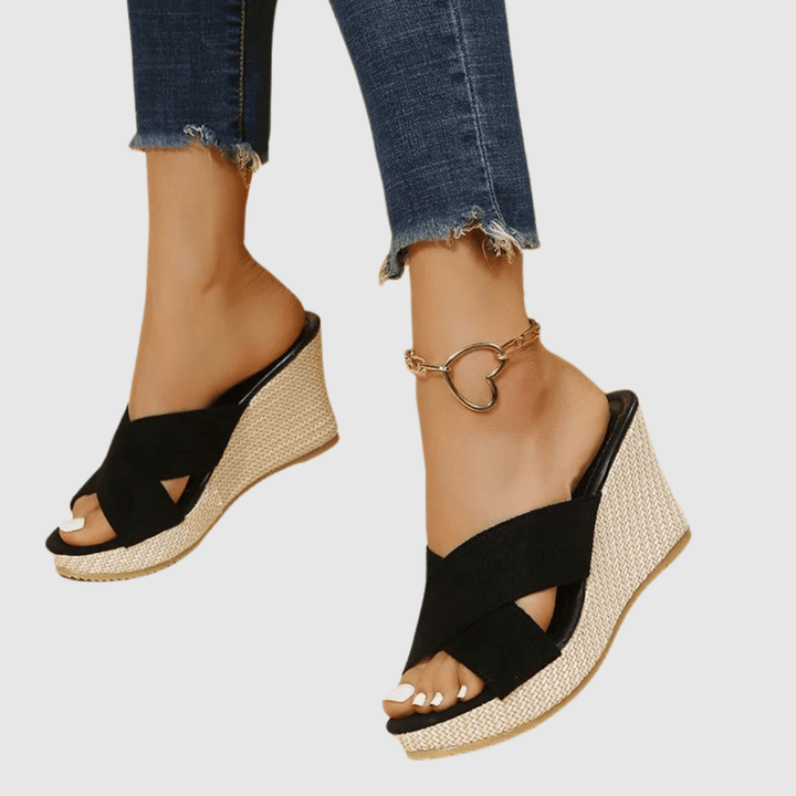 Nives – Sandalia de Tacón Elegante para Mujer