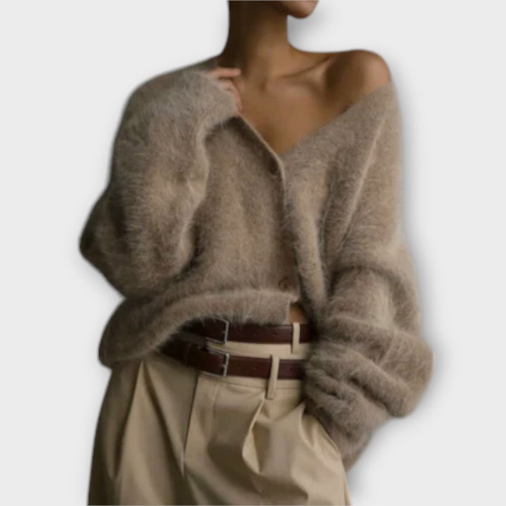Dahlia - Cárdigan de peluche elegante beige