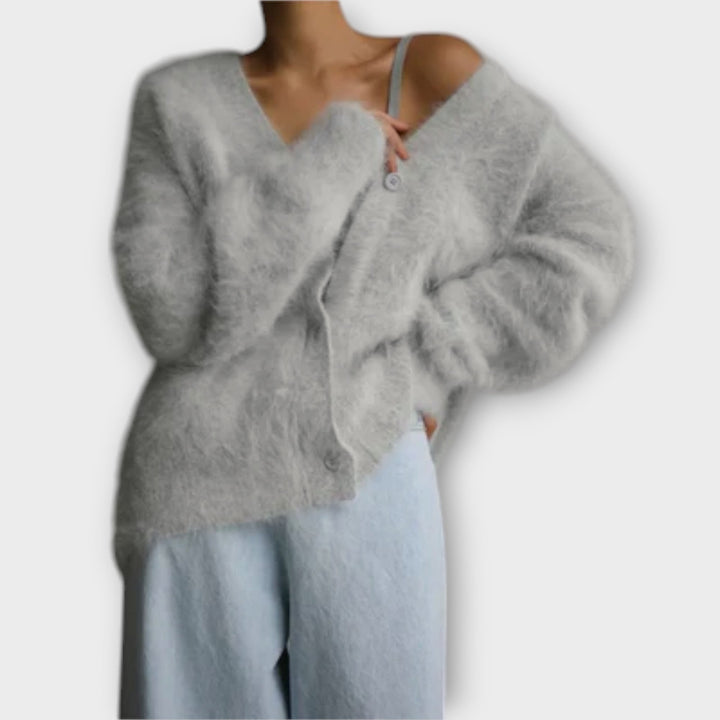 Dahlia - Cárdigan de peluche elegante beige
