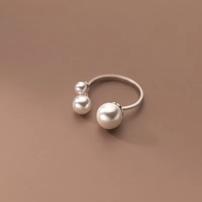 Anillo ajustable de perlas de agua dulce