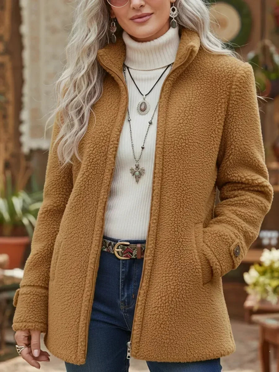Deanna | Chaqueta Peluche de Cuello Alto Súper Suave