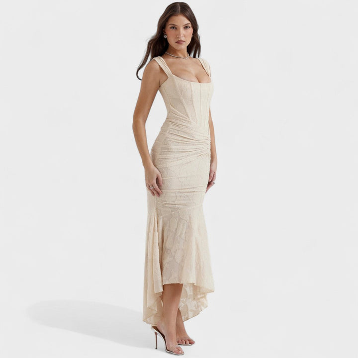 Eduarda - Vestido de silueta romántica