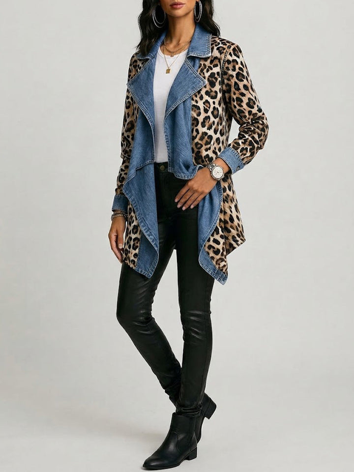 Victoria | Chaqueta Media de Leopardo con Detalles Vaqueros