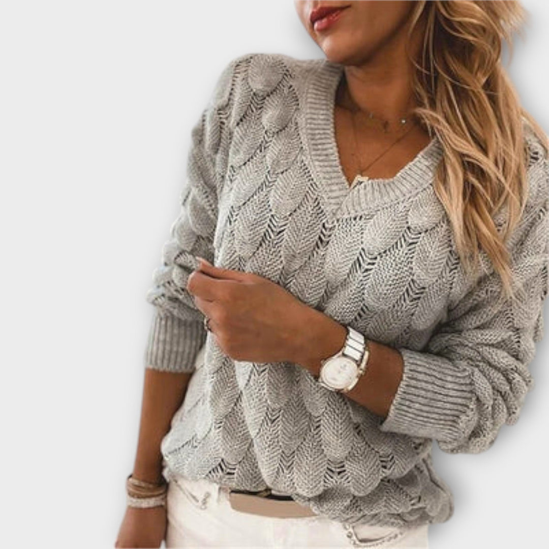 Noemier - Suéter gris con escote en V y diseño calado