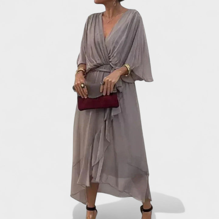 Patricia - Vestido con lazo y detalles artesanales